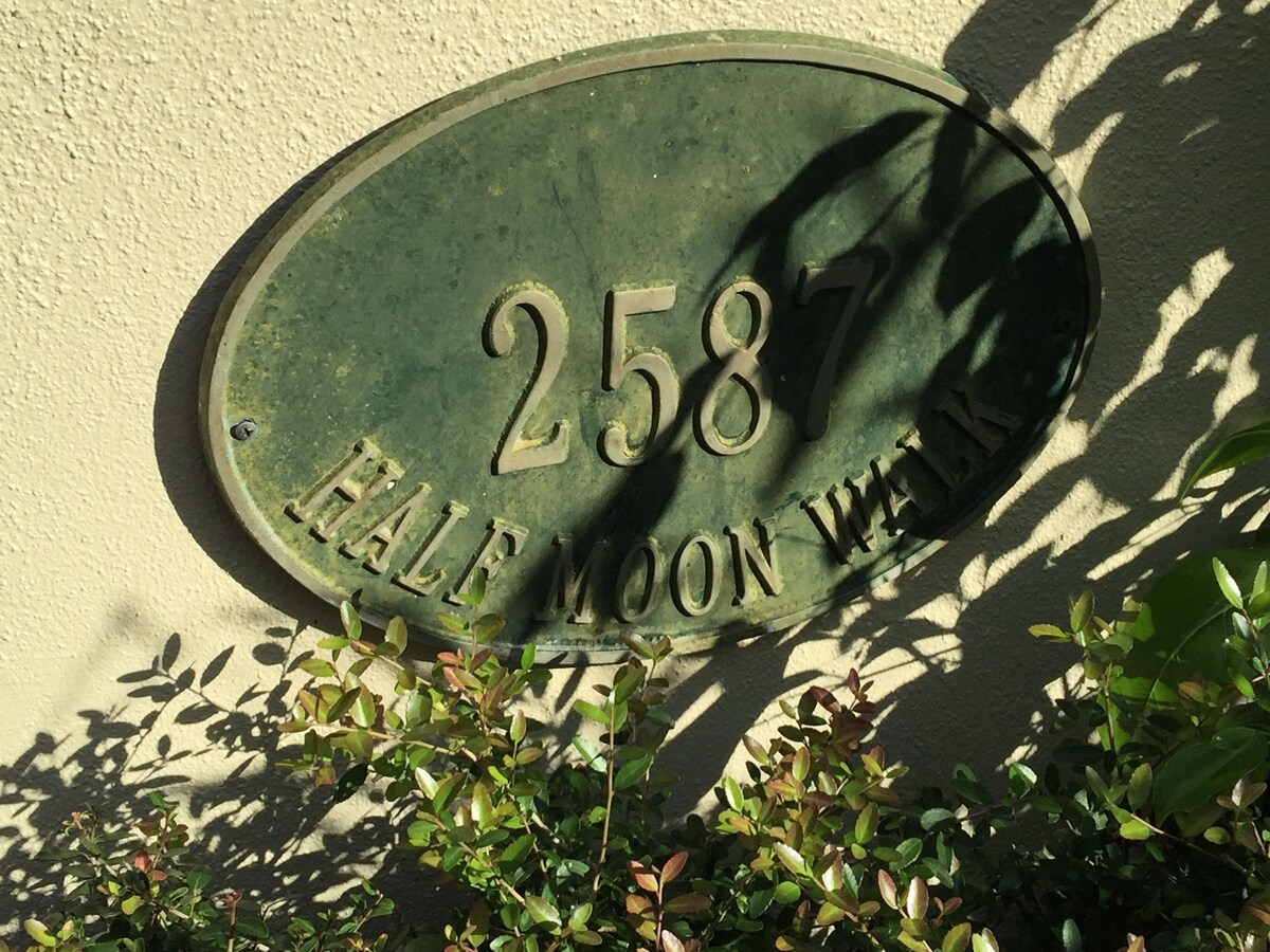 Photo 43 of Port Royal Newly Renovated Contemporary Home On 3/4 Acres Walking Distance Beach