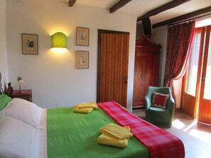 1 habitación, cuna de viaje, wifi gratis y ropa de cama 