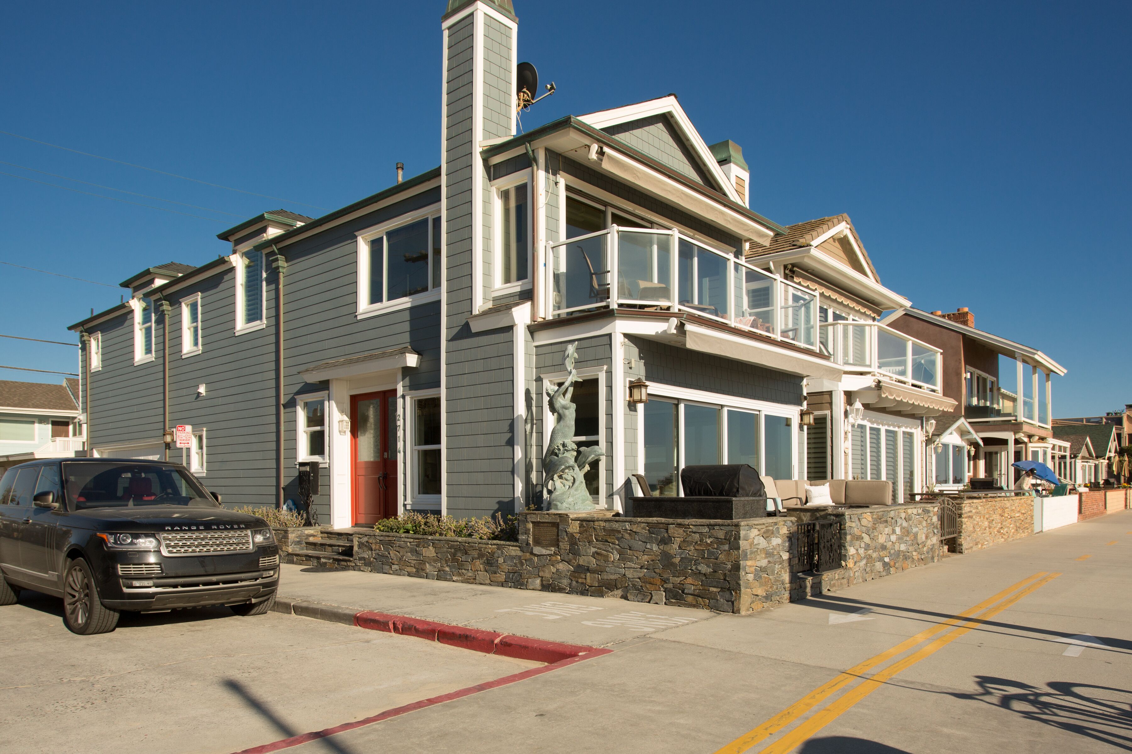 Luxurious, Ocean Front best location on the peninsula 