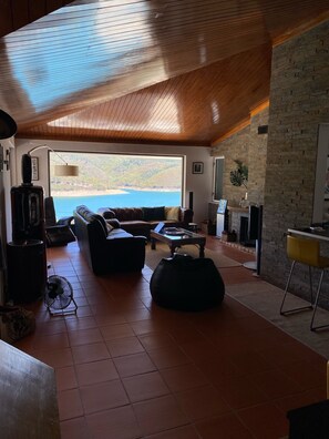 TV, fireplace, DVD player, ping pong