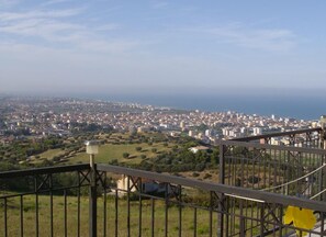 Property grounds - HOLIDAY RENTALS IN TORTORETO (TE) (Tortoreto)