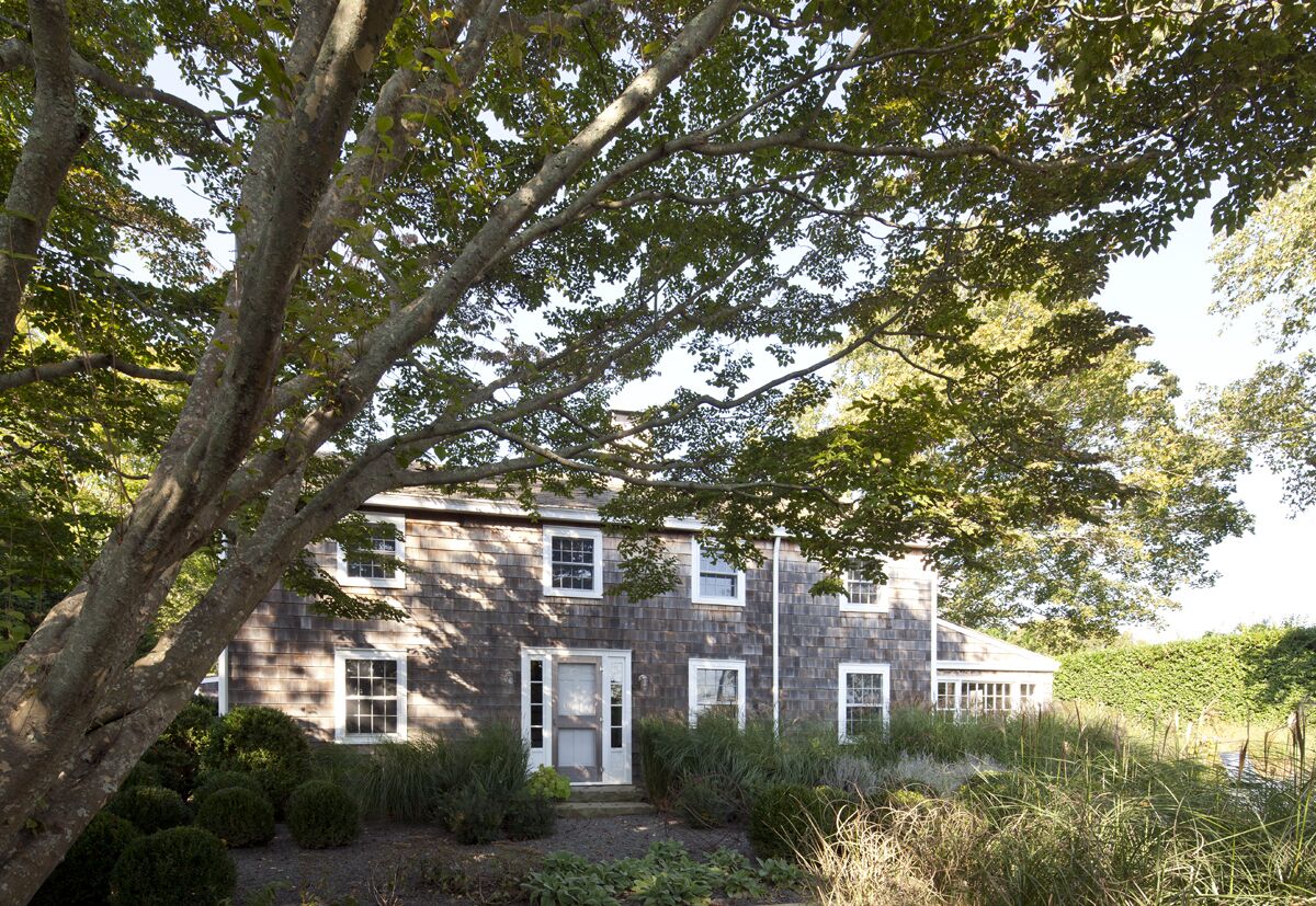 Classic Bridgehampton Farmhouse