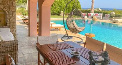 Villa Grejo with private pool and garden by JJ Hospitality