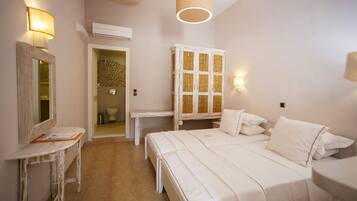 Una cassaforte in camera, ferro/asse da stiro, accesso a Internet