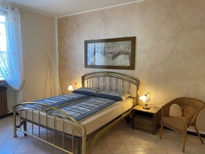 2 habitaciones, wifi gratis y ropa de cama