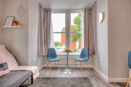 Superior Apartment, 1 Bedroom, Accessible, Ground Floor | In-room dining