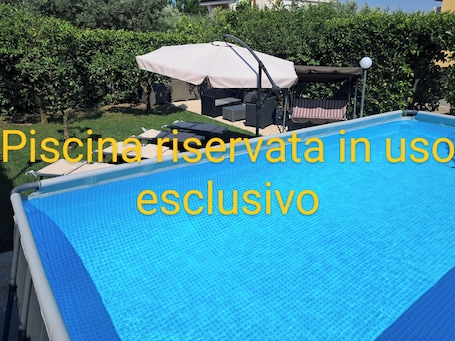 Parco della struttura. Appartamento in B&B con Piscina riservata in uso esclusivo
