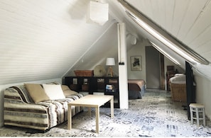 1 habitación, wifi y ropa de cama