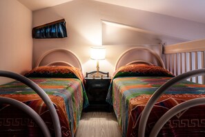 2 Schlafzimmer, Zimmersafe, Bügeleisen/Bügelbrett, kostenloses WLAN