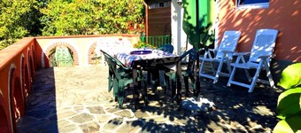 Villina de 60 m² avec un beau jardin et vue sur la Apuan