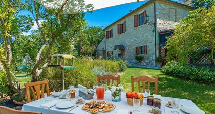 La Casa dell'Artista 6, Emma Villas