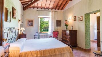 3 chambres, fer et planche Ă repasser, Wi-Fi gratuit, draps fournis