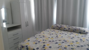 1 habitación y ropa de cama 