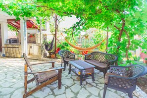 Terrace/patio - Apartments Lilic 5 / floor apartment (Donji Stoj)