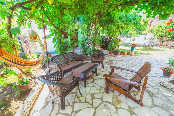 Terrace/patio - Apartments Lilic 5 / floor apartment (Donji Stoj)