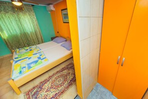 1 chambre, Wi-Fi gratuit, draps fournis