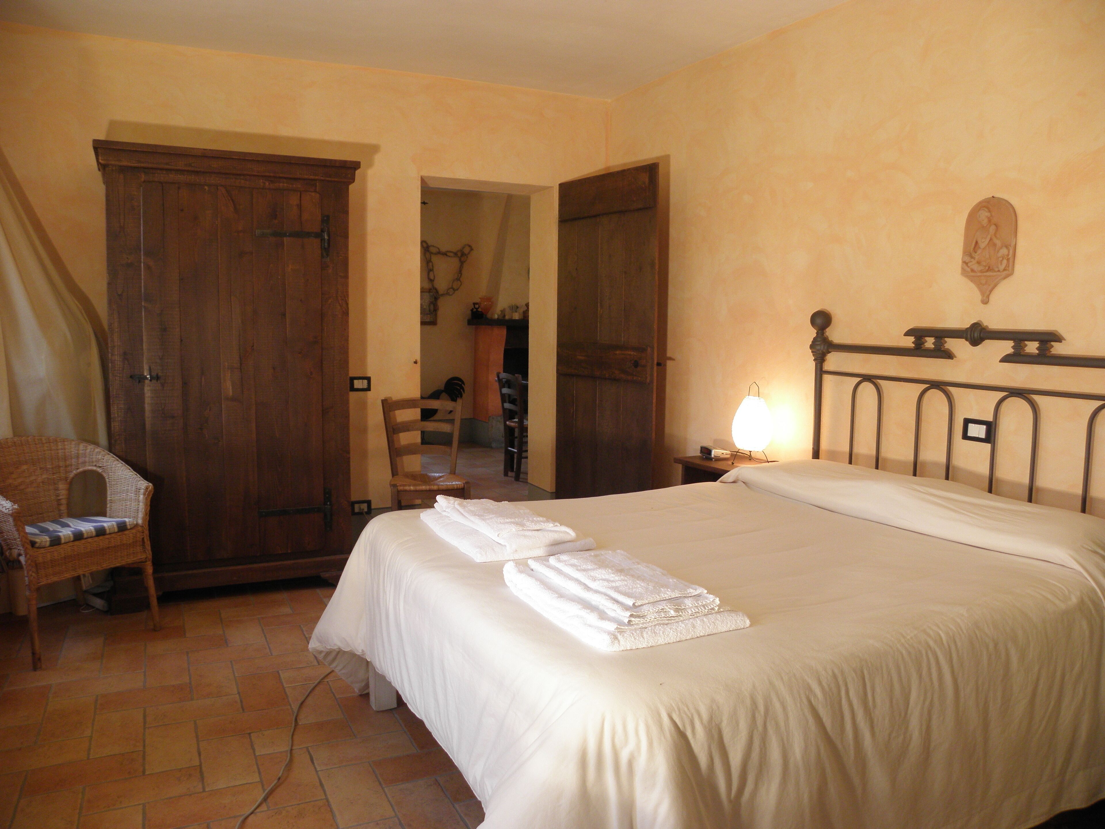 2 bedrooms, in-room safe, free WiFi, bed sheets