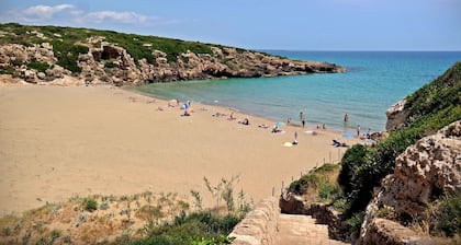 exklusive wohnung in villa am meer vor der insel capo passero