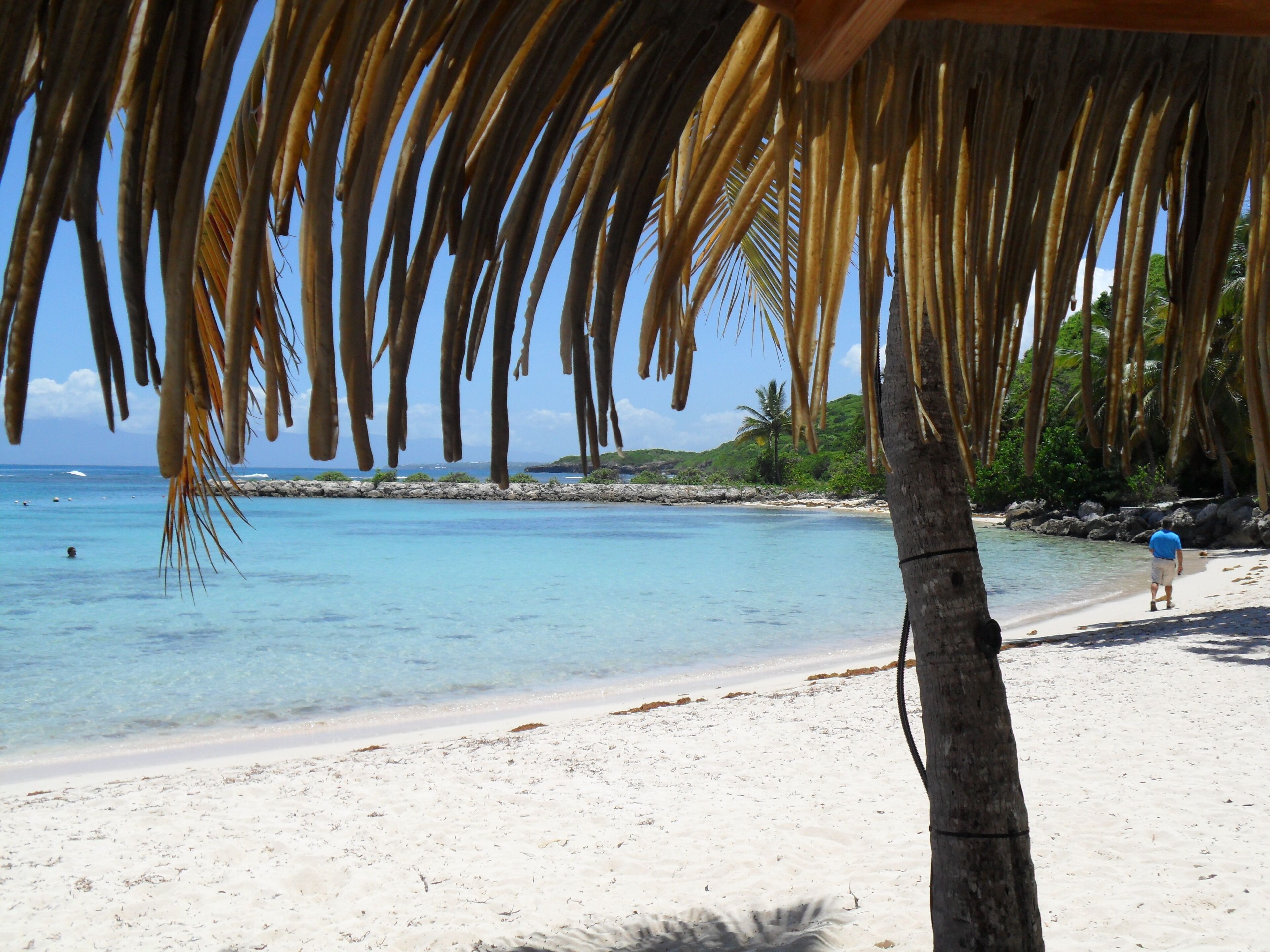Plage à proximité, chaise longue, serviettes de plage