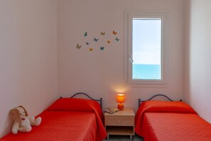 2 slaapkamers, een strijkplank/strijkijzer, wifi, beddengoed