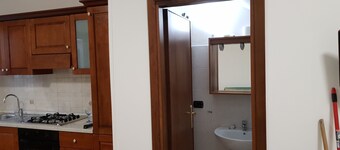 Beautiful cottage near the beach and all rag services. on foot