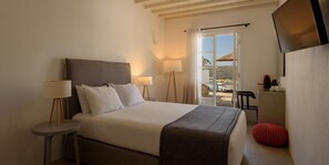 1 bedroom, in-room safe, iron/ironing board, WiFi - Junior pool front yard (Mikonos)