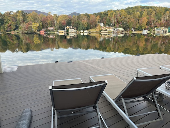 Terrace/patio - Cozy Lake Lanier Lake House Retreat with Tesla Charging 15 miles from TIEC (Landrum)