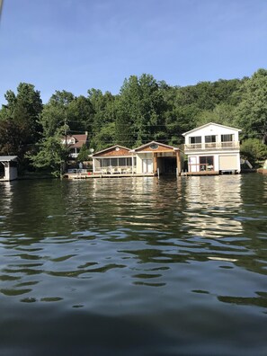 Exterior - Cozy Lake Lanier Lake House Retreat with Tesla Charging 15 miles from TIEC (Landrum)