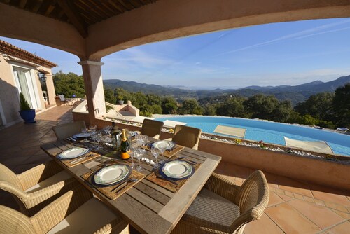 Villa mit Meerblick, in der Nähe von Cannes, Tennis, Swimmingpool, Sauna, Hammam