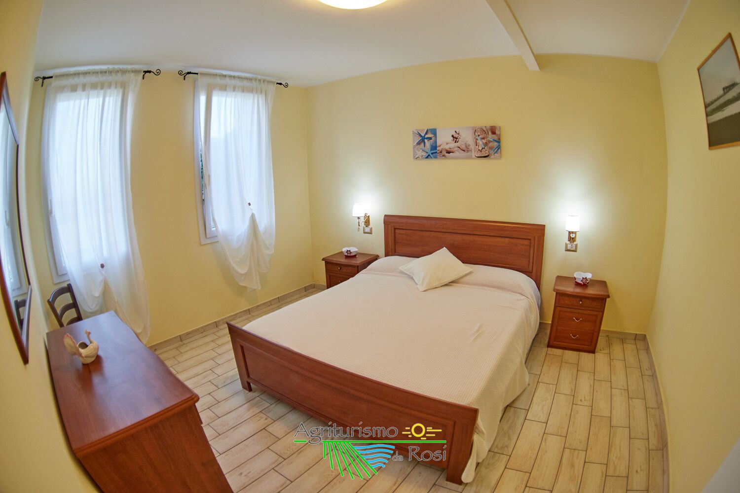 4 chambres, fer et planche à repasser, Wi-Fi, draps fournis