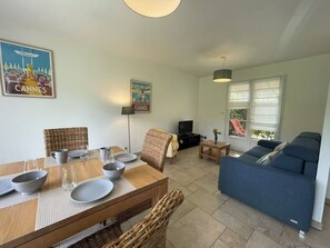 TV, DVD player, table tennis