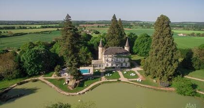 Chambre Luxe Chambord / CHATEAU LES VALLEES en TOURAINE