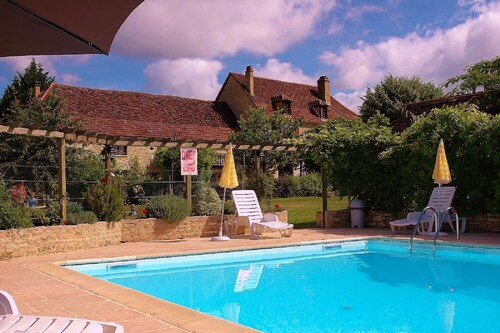 Très beau gîtes 4 personnes maximum en campagne Quercynoise