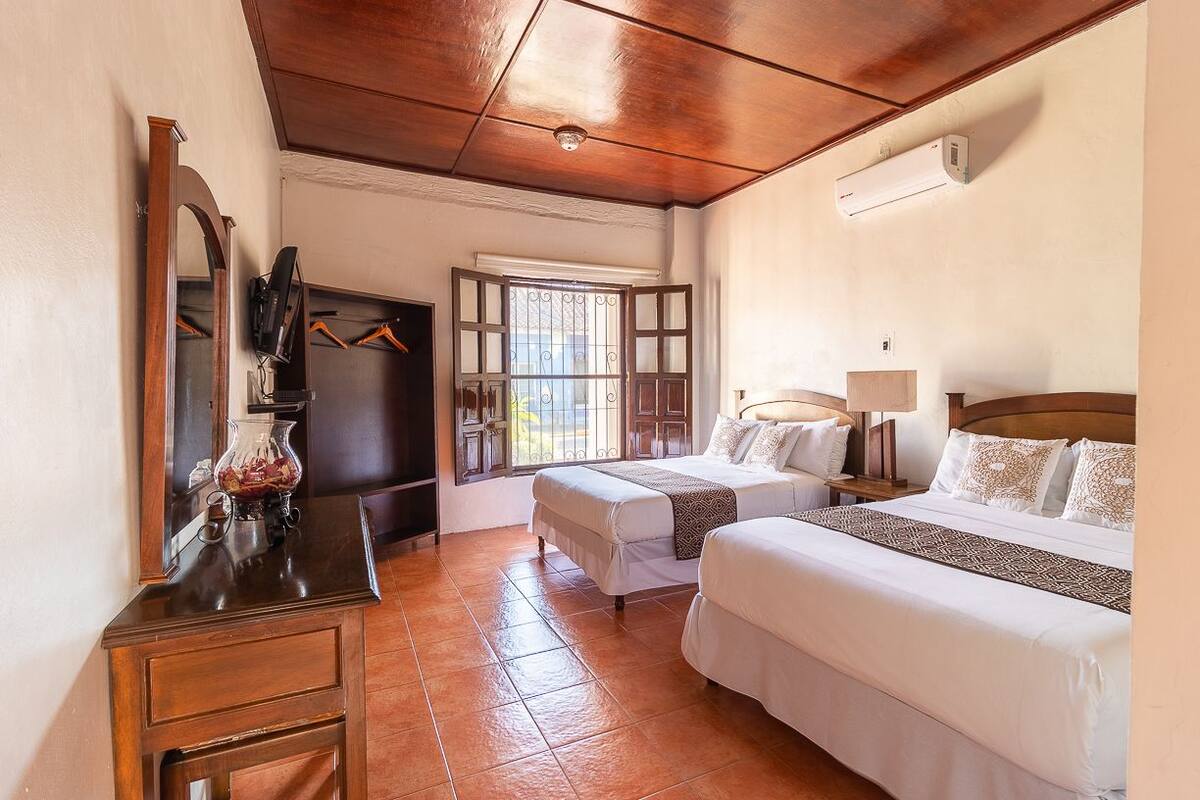 Triple Room | Blackout curtains, free WiFi, bed sheets