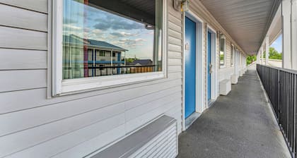 Motel 6 Branson, MO
