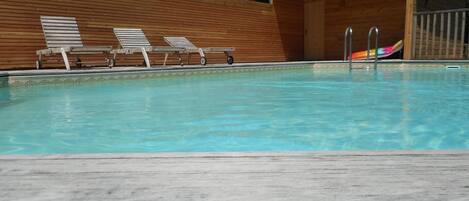 屋外プール、温水プール