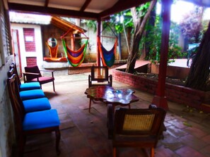 Dining - Casa Benjamin Linder (Managua)