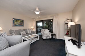 TV, DVD player - Cozy Dockside 2 bed, 2 bath at Sanibel Moorings #1622 (Sanibel)