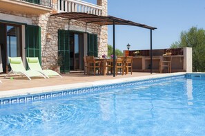 Pool - Verdal, quiet location near Portopetro, private pool, air conditioning, Wi-Fi (S'Alqueria Blanca)