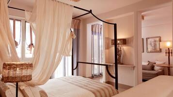 4 slaapkamers, een strijkplank/strijkijzer, reisbedje, gratis wifi