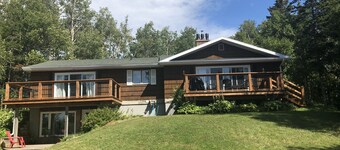 The BelleVue (Prime Waterview Home in Beautiful Stratford, PEI)