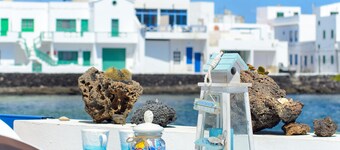 Apartamento "Mirador del Roque 2" en la playa con patio, vista al mar y Wi-Fi