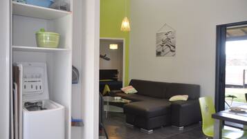 Televisie en een open haard