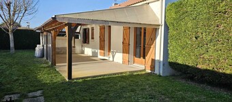 Single-storey villa 300 m from the beach - Pets allowed