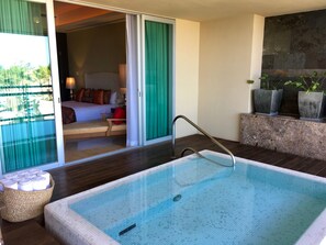 2 bedrooms, iron/ironing board, Internet, bed sheets