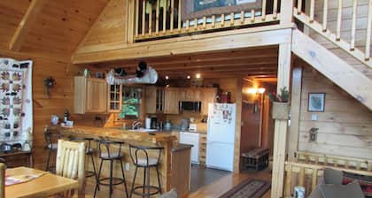 Hermoso registro personalizado Inicio "Bear Lodge"