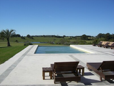 Completo Sevice Hermosa finca de 100 acres en Jose Ignacio Cerca de Playas del Océano