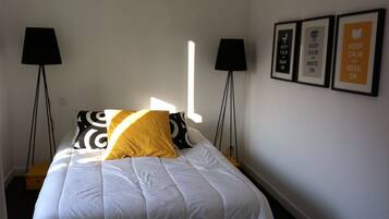 1 quarto, ferros/tĂĄbuas de passar roupa, Wi-Fi