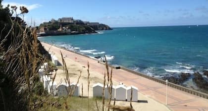 Apartamento con vistas al puerto en el corazón de Granville
