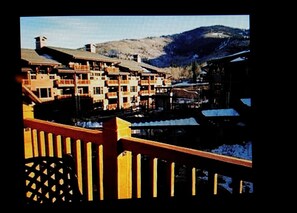 Property grounds - Christmas at Sunrise Lodge, Ski In/Out Studio Unit, Available Dec 23 - 30, 2023 (Park City)